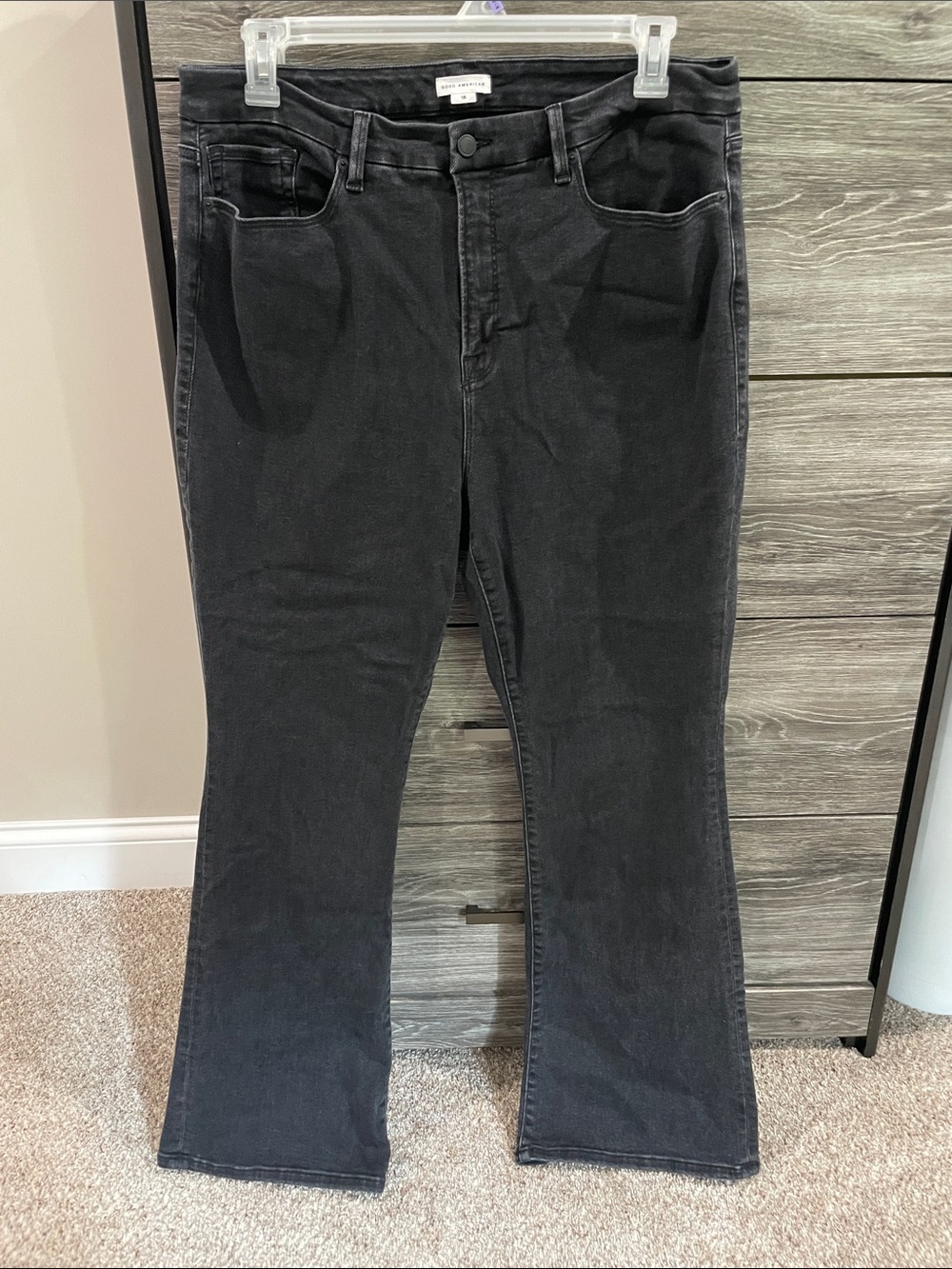 Good American Wide Leg Jeans